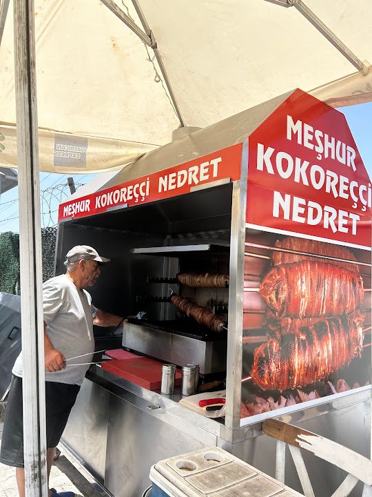 Kokoreççi Nedret Usta