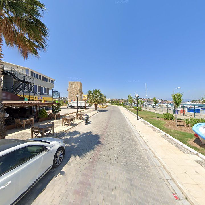 Marina&cafe&pub