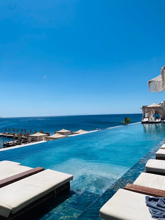 Monarch Club Alaçatı