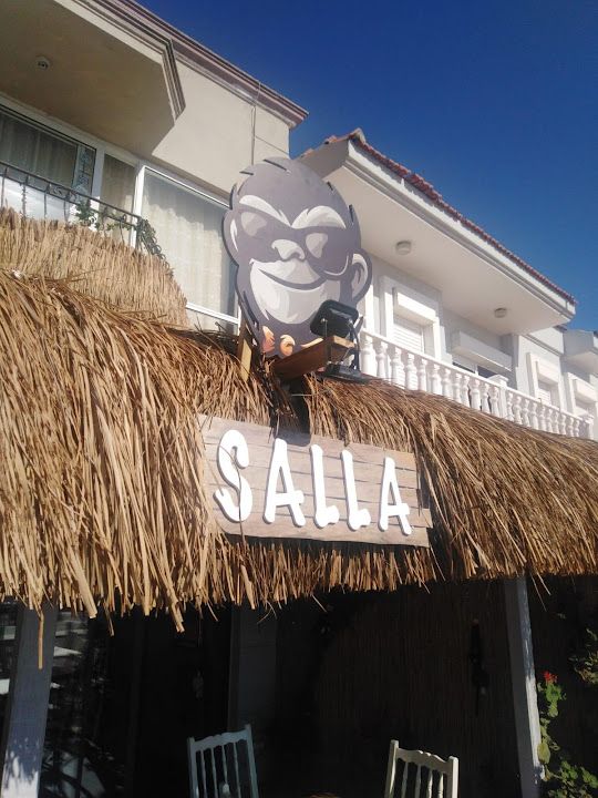 Teos balık çeşme