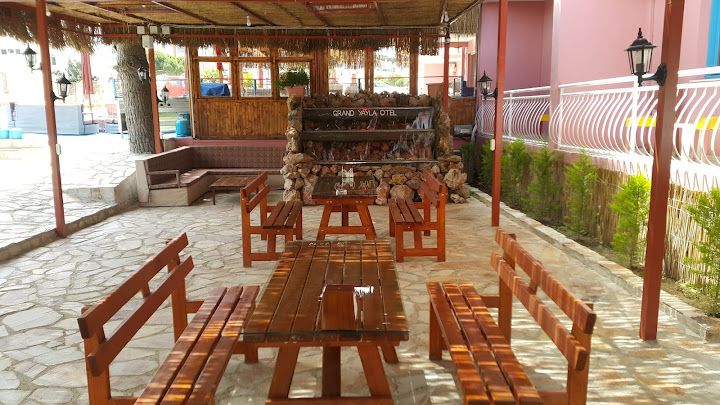 Yayla cafe bar restaurant
