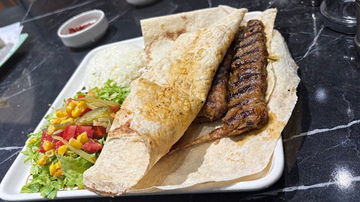 Alin Cafe Fast Food