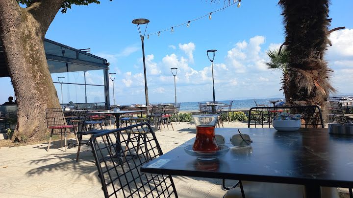 Engelsiz Cafe - Çiftlikköy