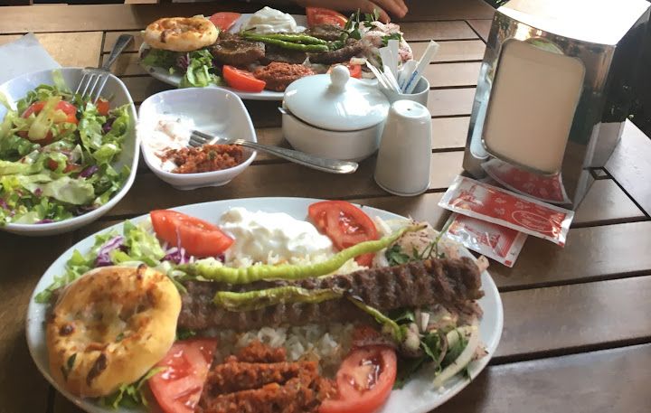 Ada Pizzaada Pide & Kebap