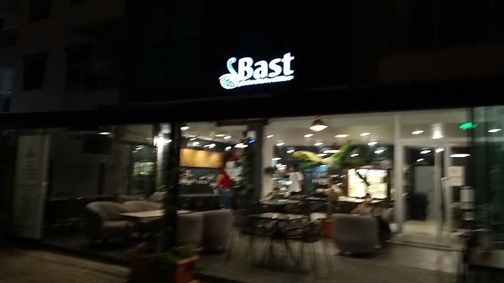 Bast çikolata & kahve dükkanı