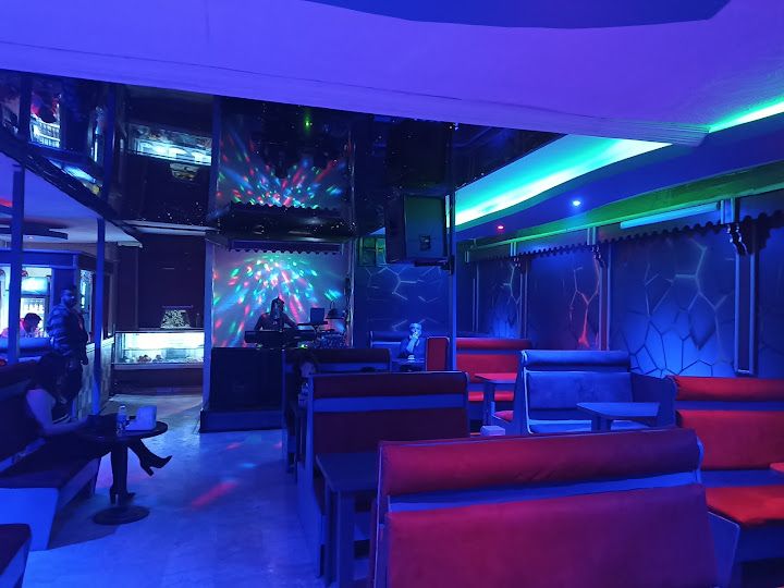 Çılgın Bar