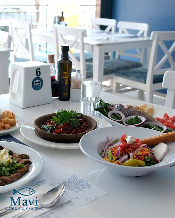 Mavi meze balık mutfağı