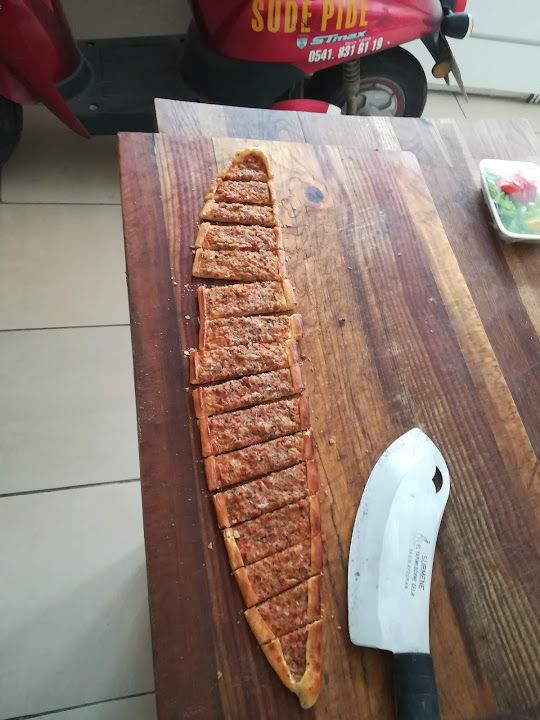 Sude pide ve çorba salonu