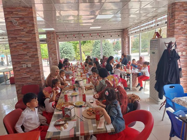 Sorrento Pizza & Restaurant