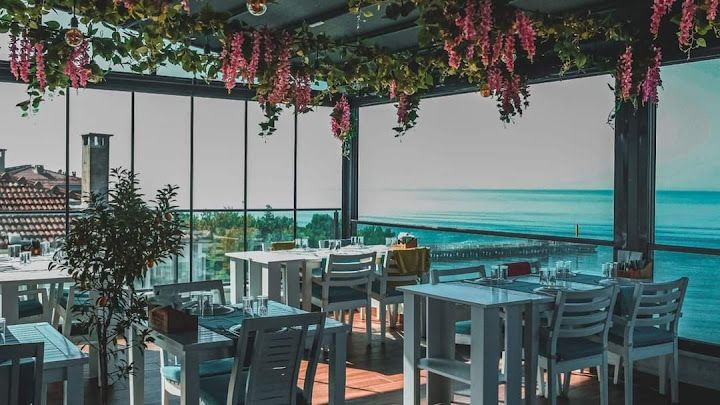 mahalle restaurant
