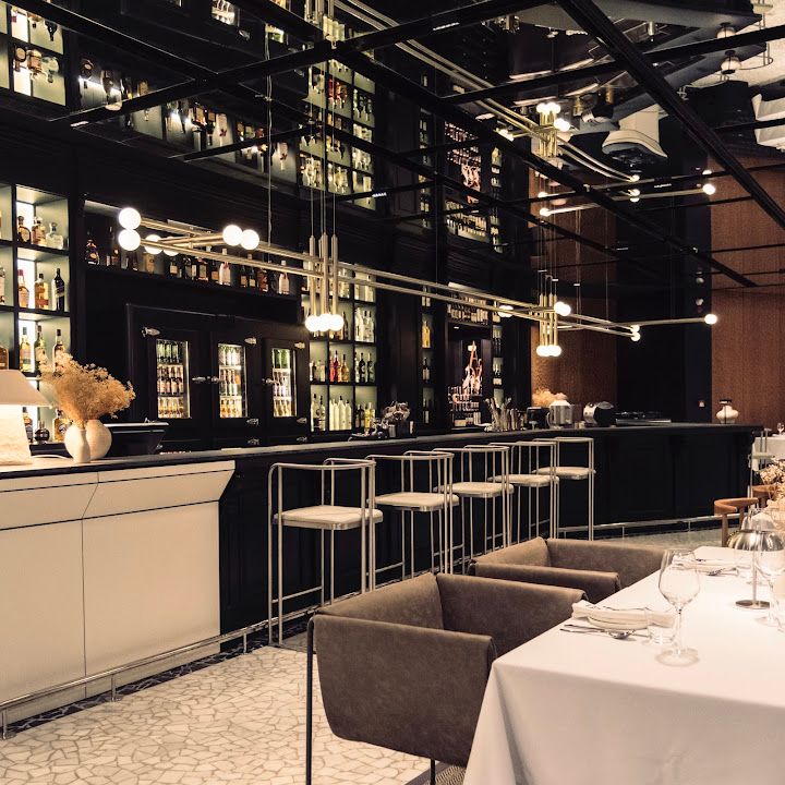 Arts&crafts Kitchen And Bar