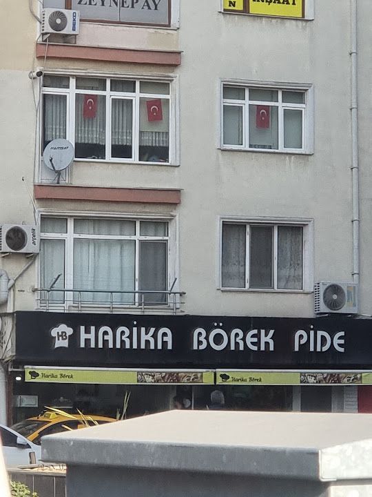 Harika Börek Cafe