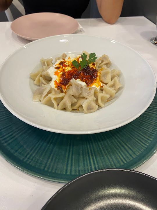 Heni Mantı Ve Çi Börek