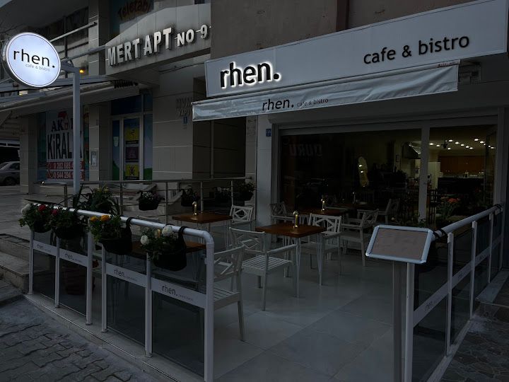 Rhen.bistro Truck