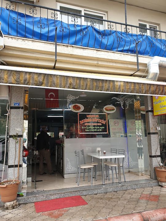 Meşhur Akhisar Köftecisi Hasan Usta