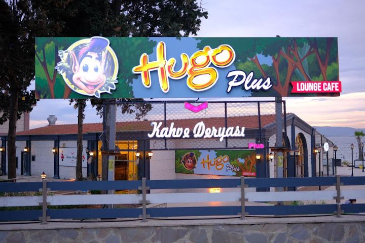 Hugo Plus Lounge Cafe Kahve Deryası