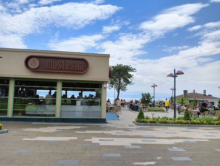 Müstesna Kafe