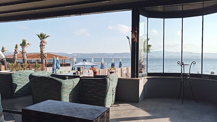 Yalida Cafe