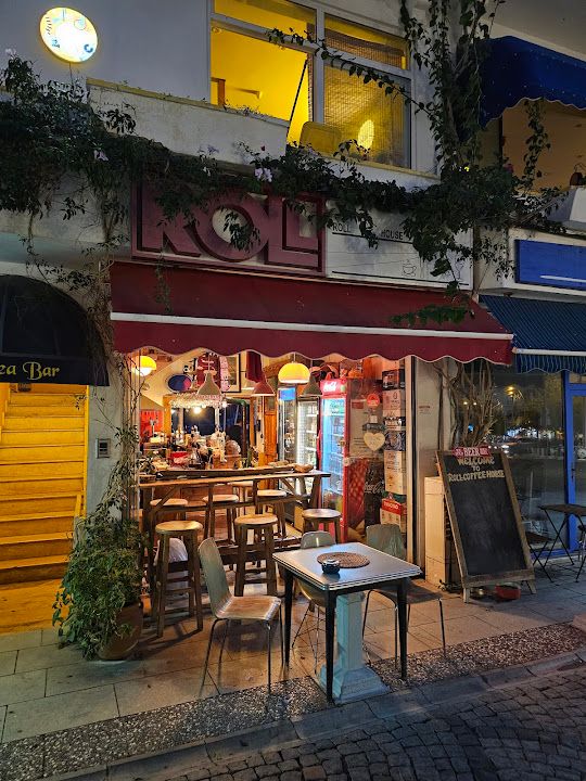 Roll Coffee House