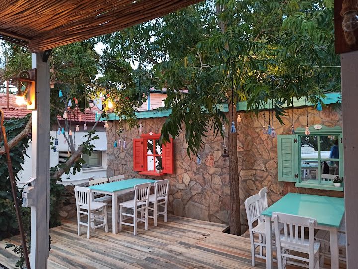 To Lıve Restaurant