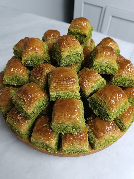 ANTİK KÜNEFE BAKLAVA