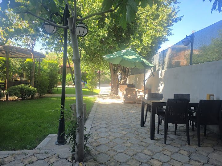 Barlas Cafe