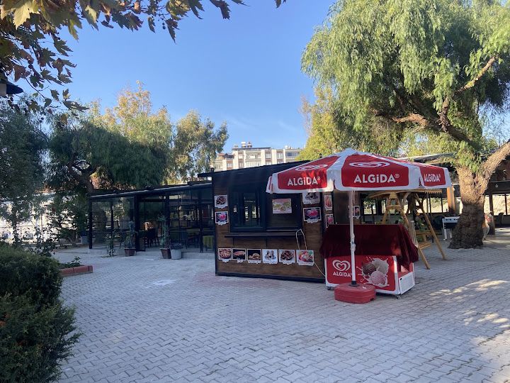 Dostluk Kafe Ve Aile Çay Bahçesi