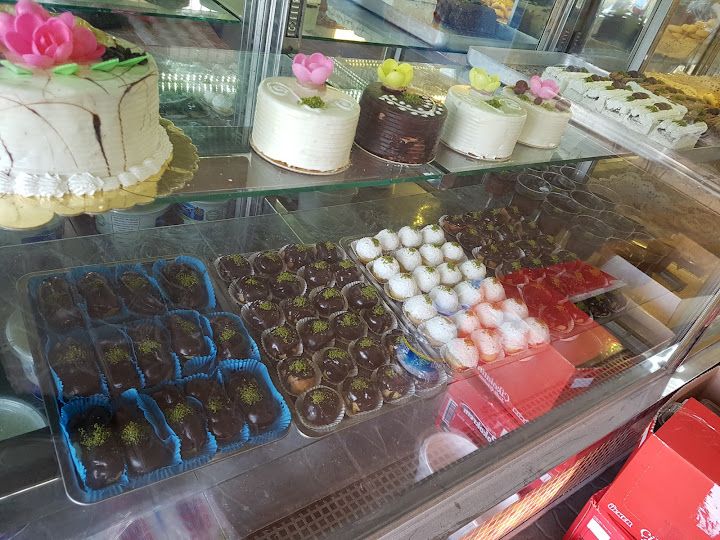 Öz Dostlar Market Pastane