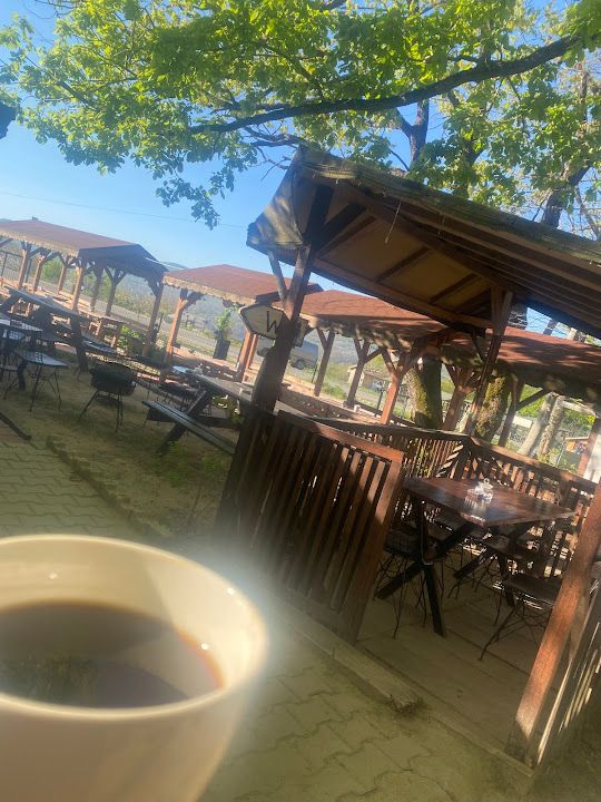life longoz cafe