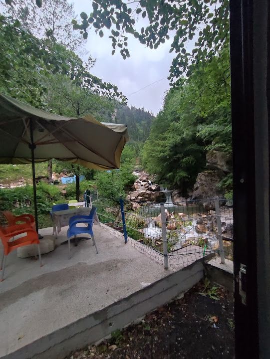 Acısu Piknik Aile Çay Bahçesi Ve Restoran