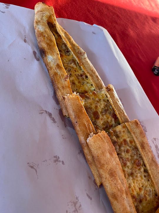 Anadolu Pide Lahmacun Lavaş Kır Pidesi