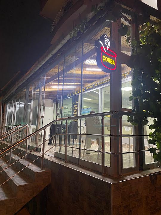 As Üçler Unlu Mamüller & Cafe
