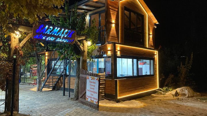 Sarmaşık Cafe Ve Restorant