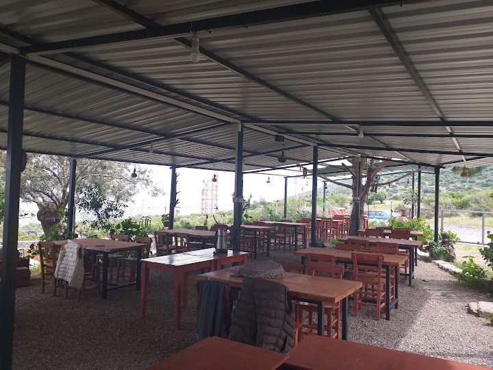 Aksoy'un Kahvaltı Salonu