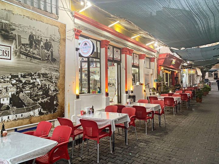 Altın Mutfak Dikili