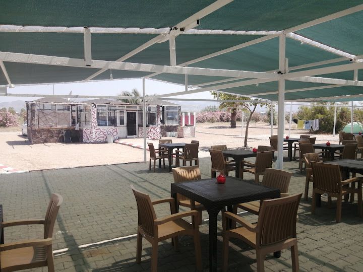 Deniz beach cafe