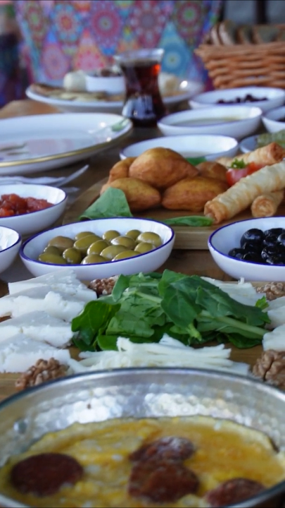 Dikili Kıvırcık Mutfak