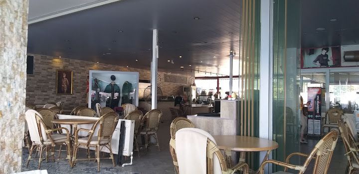 Gurup Cafe