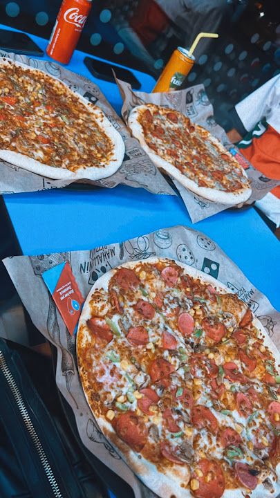 İzmir dikili domino's pizza