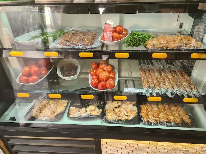 Kardeşler döner köfte tavuk ızgara