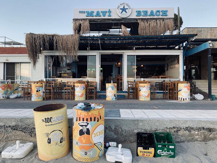 The mavi beach - cafe&bar