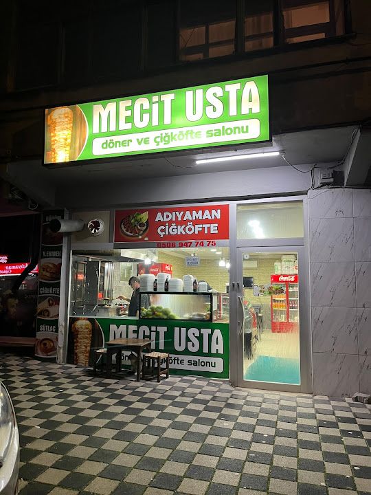 Mecit Usta Döner Ve Çiğköfte Salonu