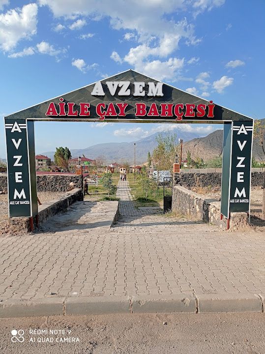 AVZEM AİLE ÇAY BAHÇESİ