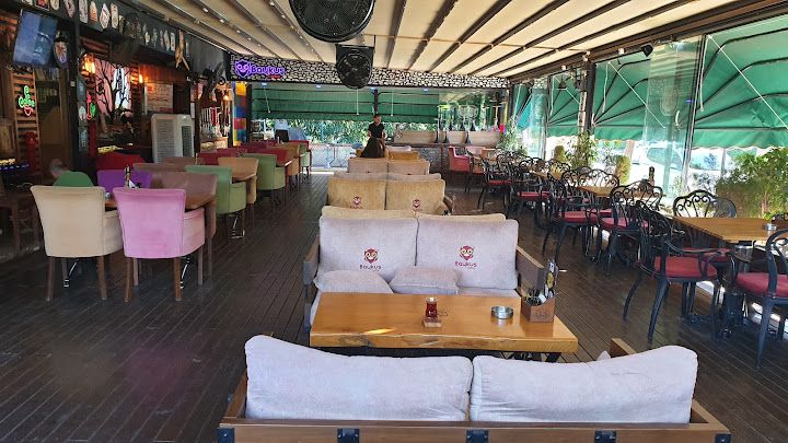 Baykuş Cafe