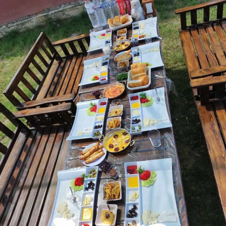 Saklı Bahçe Cafe & Restoran (dörtyol)