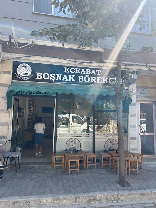 Eceabat Boşnak Börekçisi
