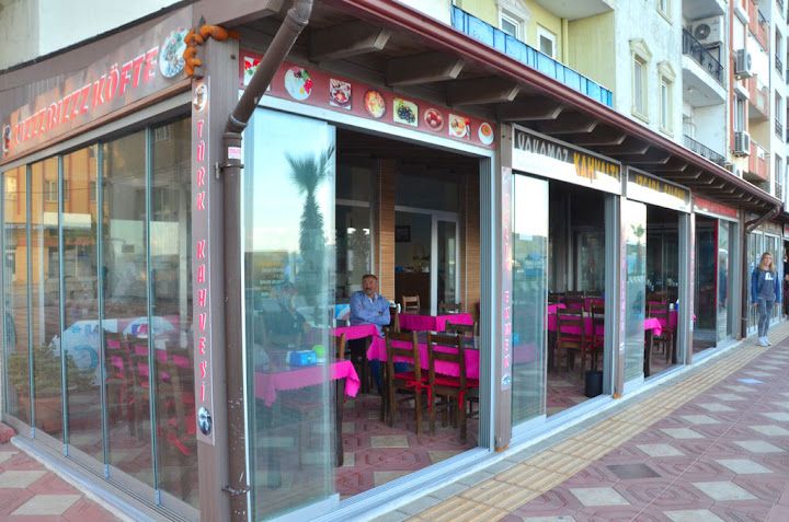 Yakamoz Fast Food Kahvaltı