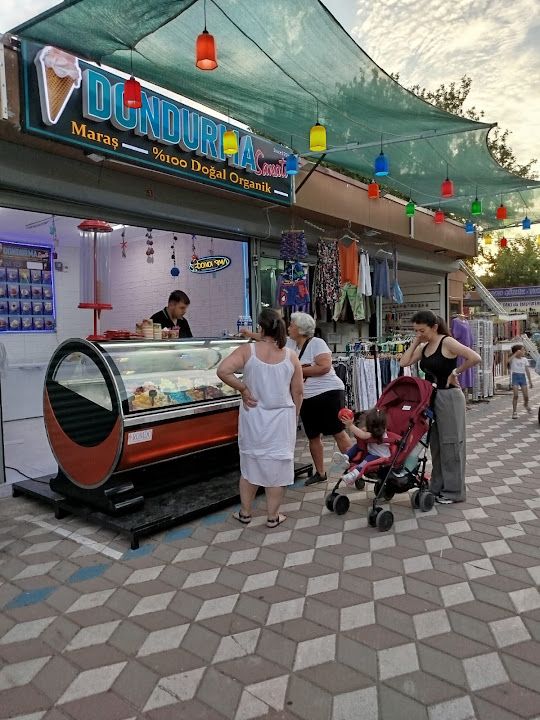 Akçay Dondurma Sanatı