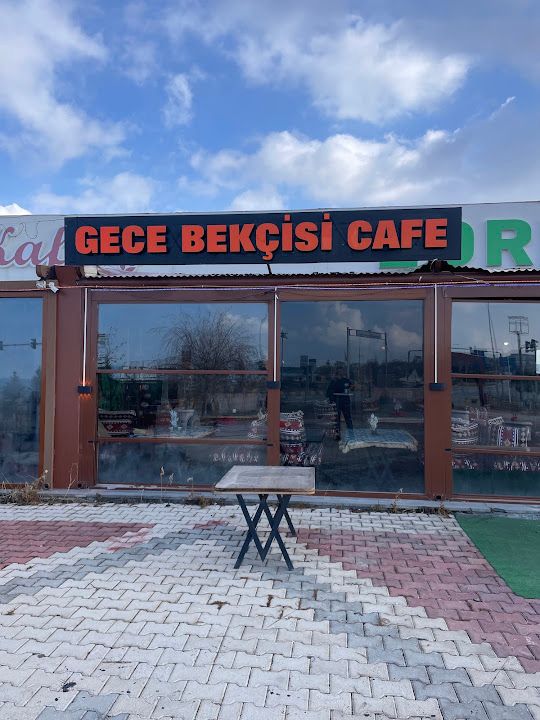 Gece Bekçisi Cafe