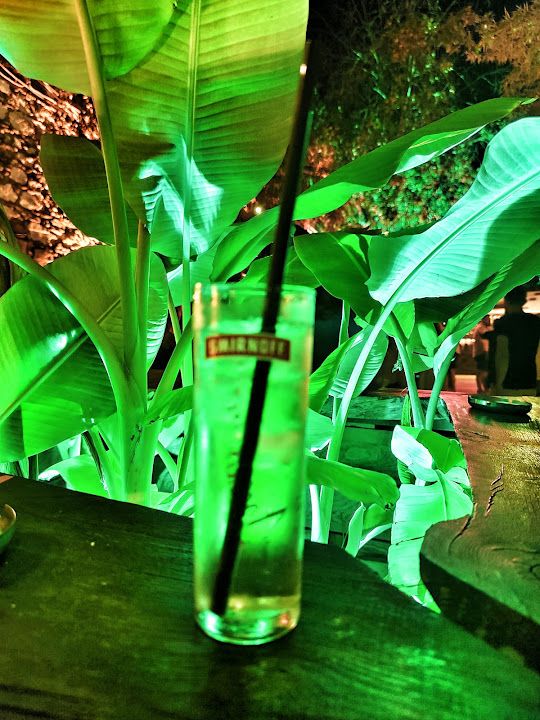 İş Cocktail Bar